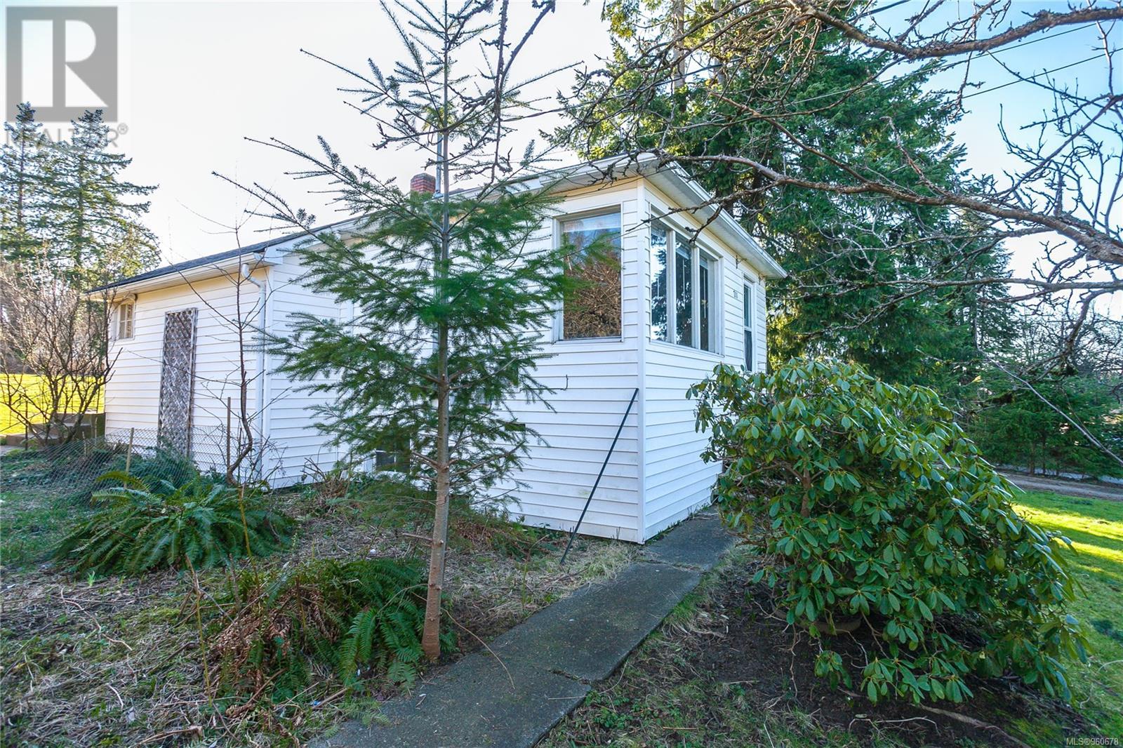 711 9th Ave, Campbell River