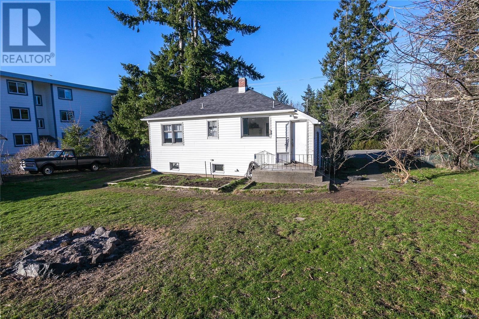 711 9th Ave, Campbell River