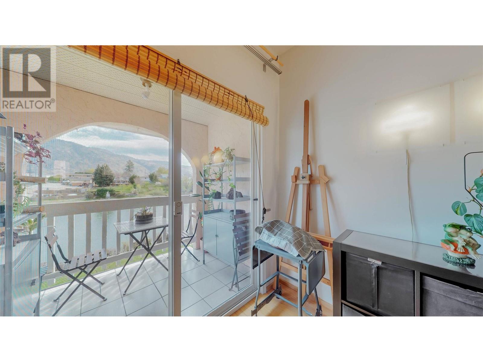 8029 VEDETTE Drive, Osoyoos