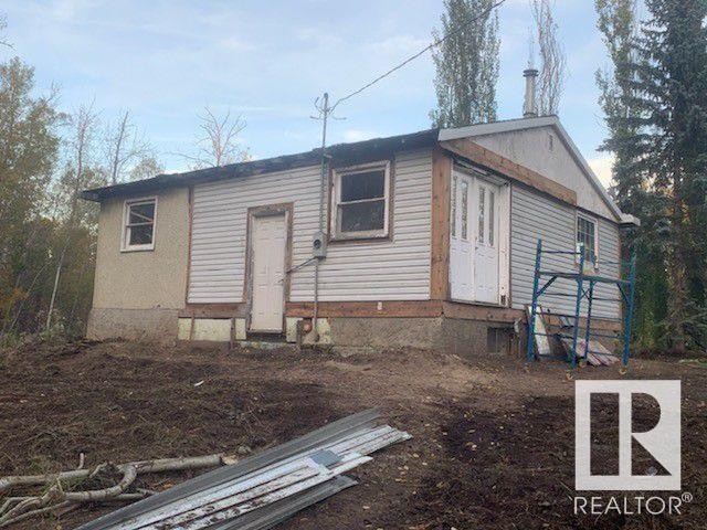 1 Bedroom Residential Home For Sale | 106 54425 Ste Anne Tr | Rural Lac Ste Anne County | T0E0A0