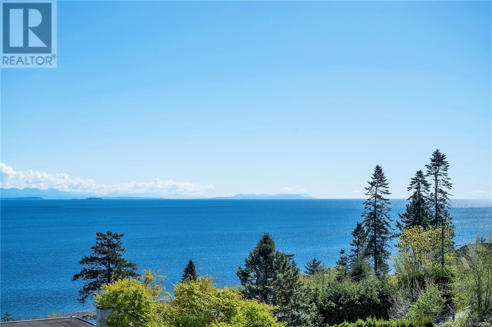 595 Galerno Rd, Campbell River