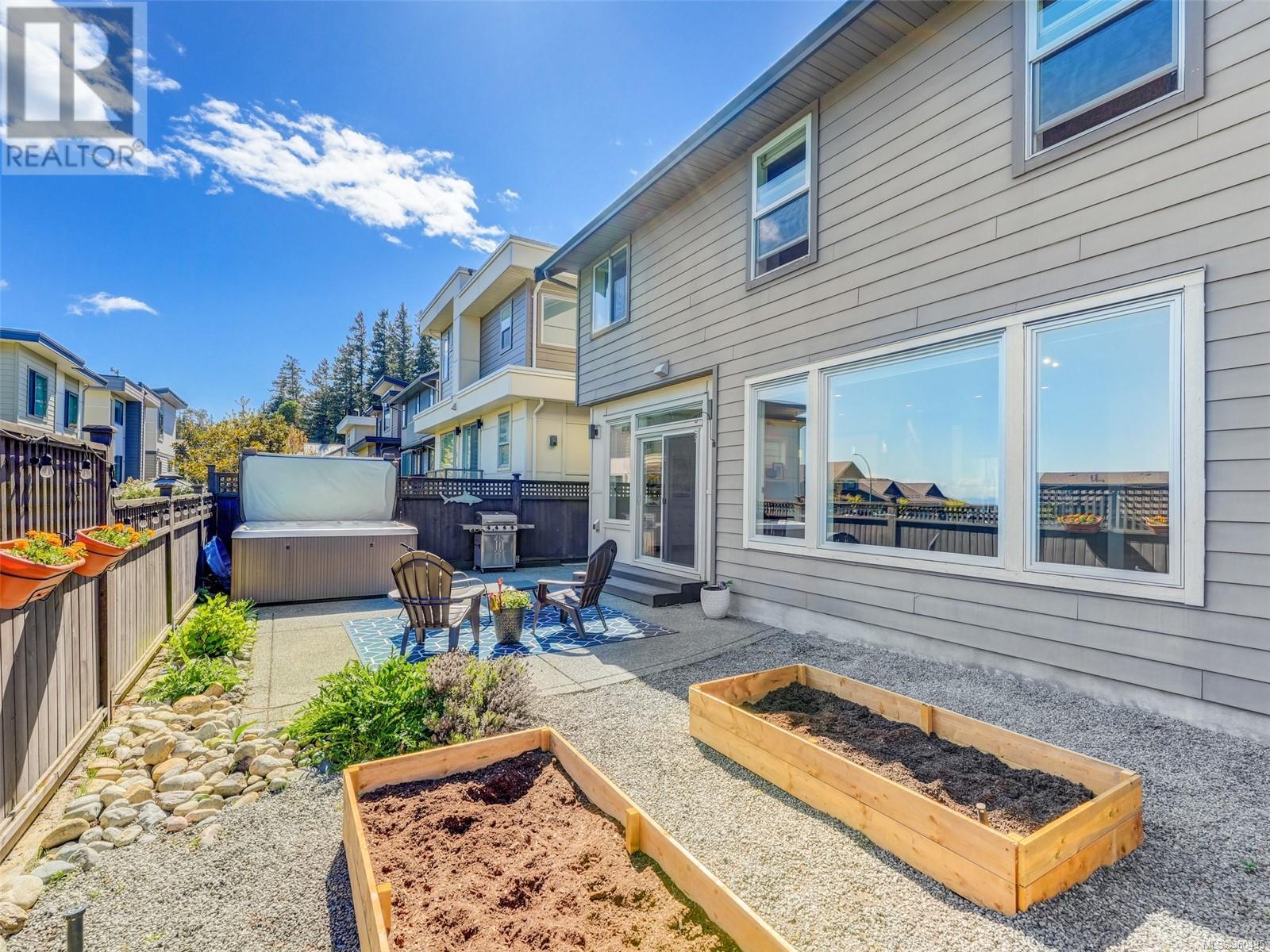  446 Regency Place, Colwood