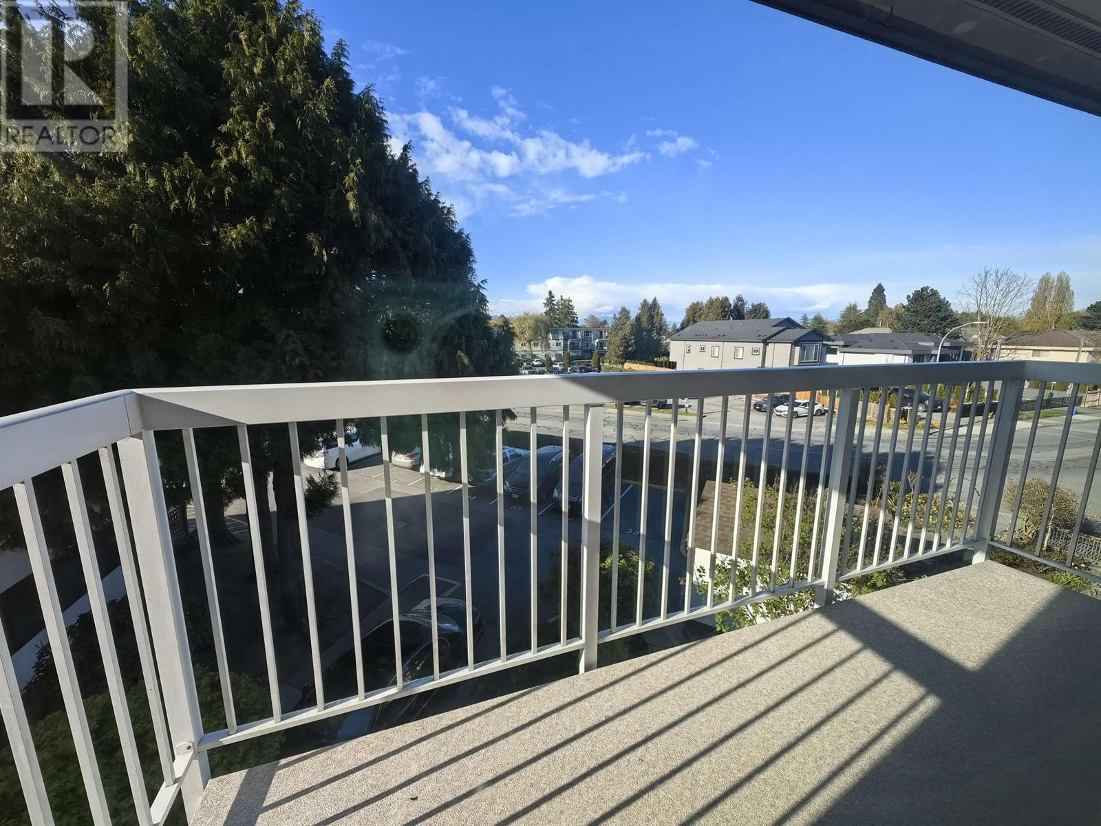 301 8080 RYAN ROAD, Richmond real estate listing R2857755