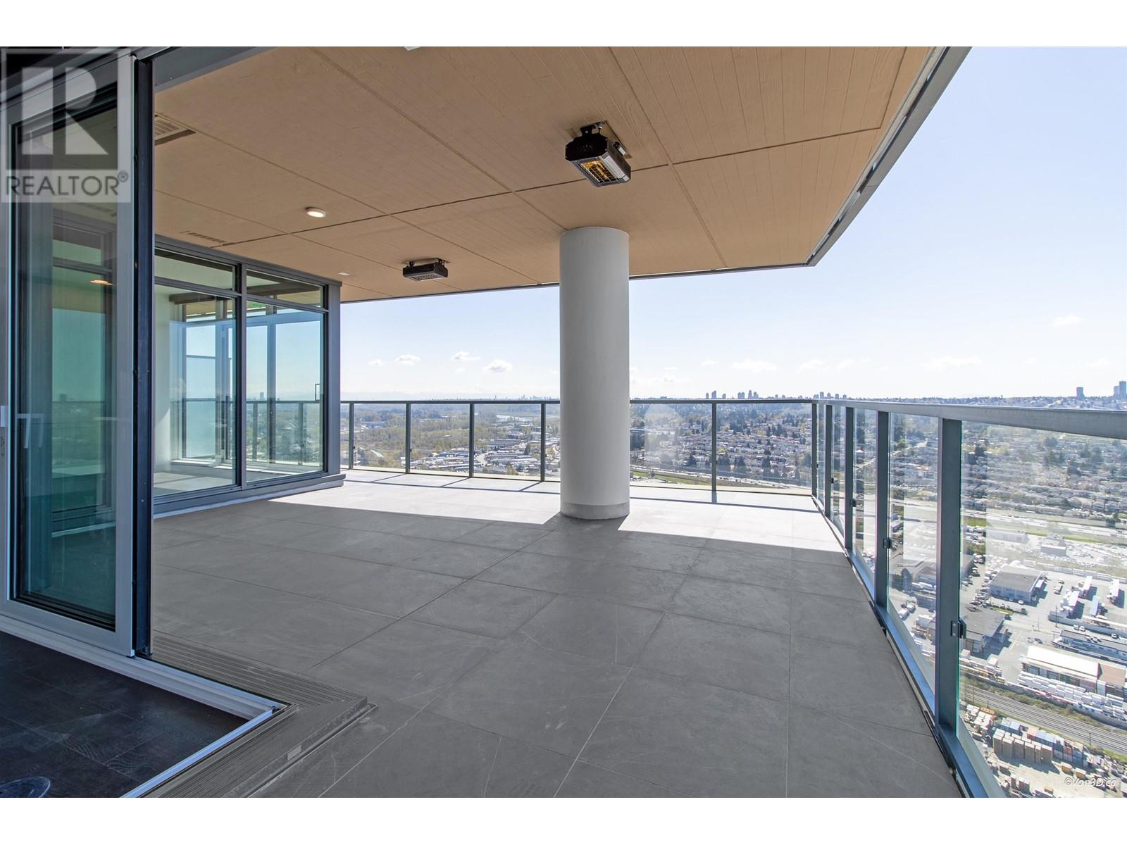 4002 4890 Lougheed Highway, Burnaby