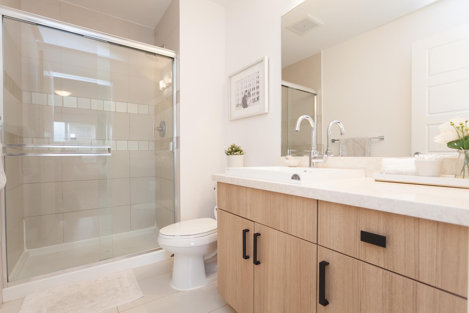 209 20219 54A AVENUE, Langley real estate listing R2872850
