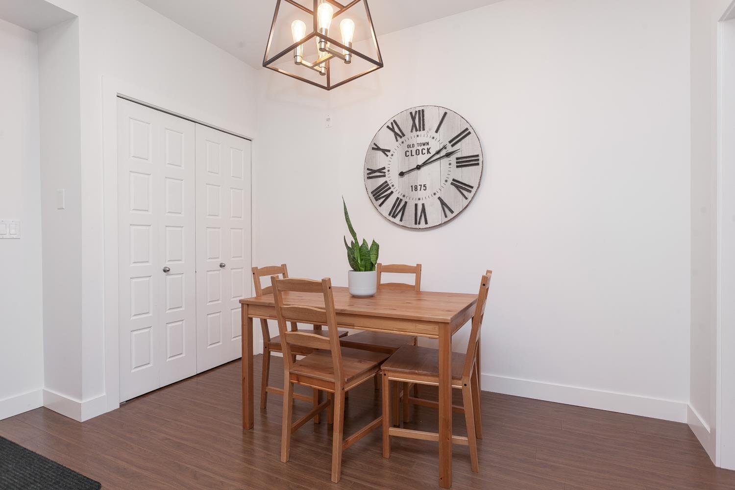 209 20219 54A AVENUE, Langley real estate listing R2872850