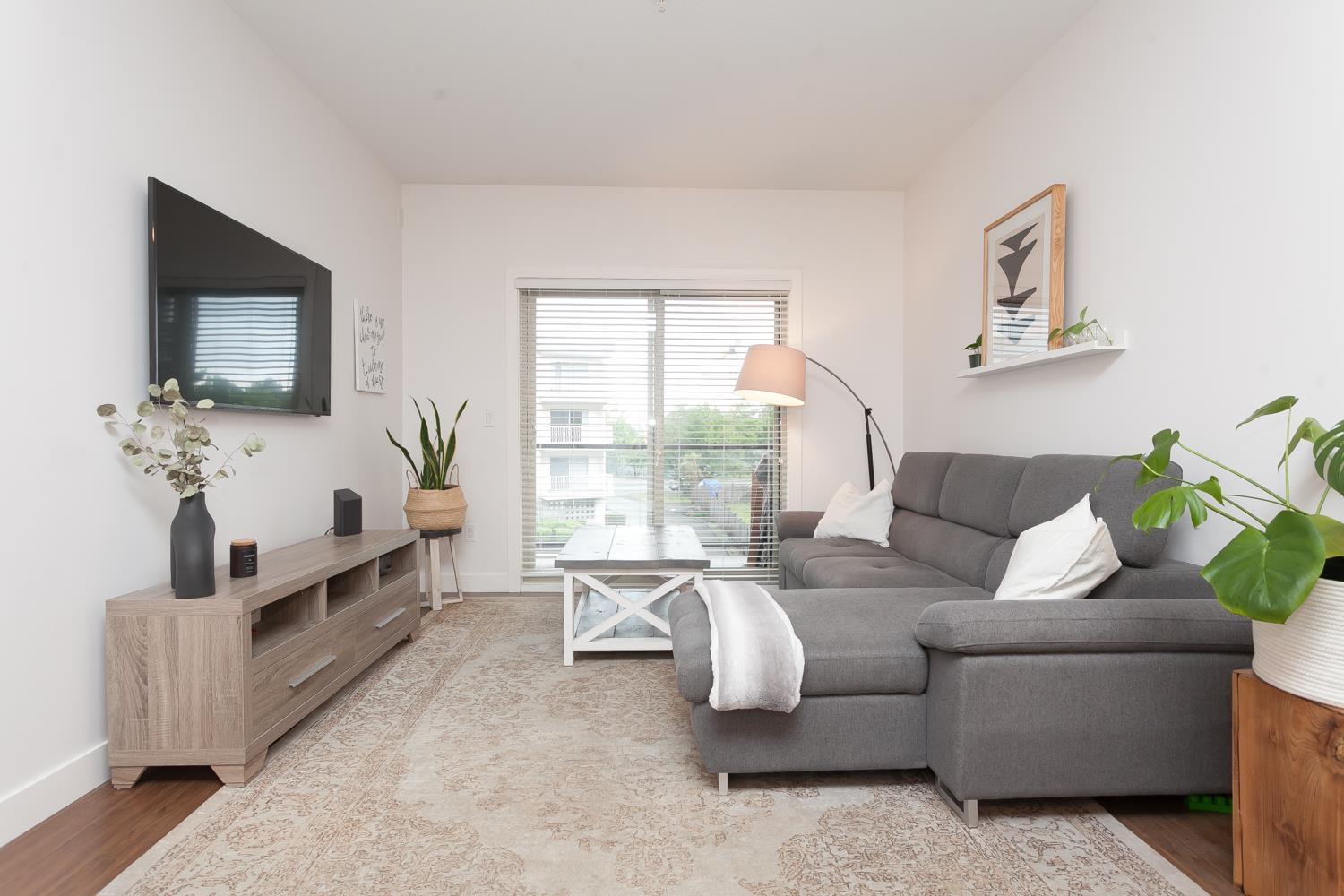 209 20219 54A AVENUE, Langley real estate listing for sale