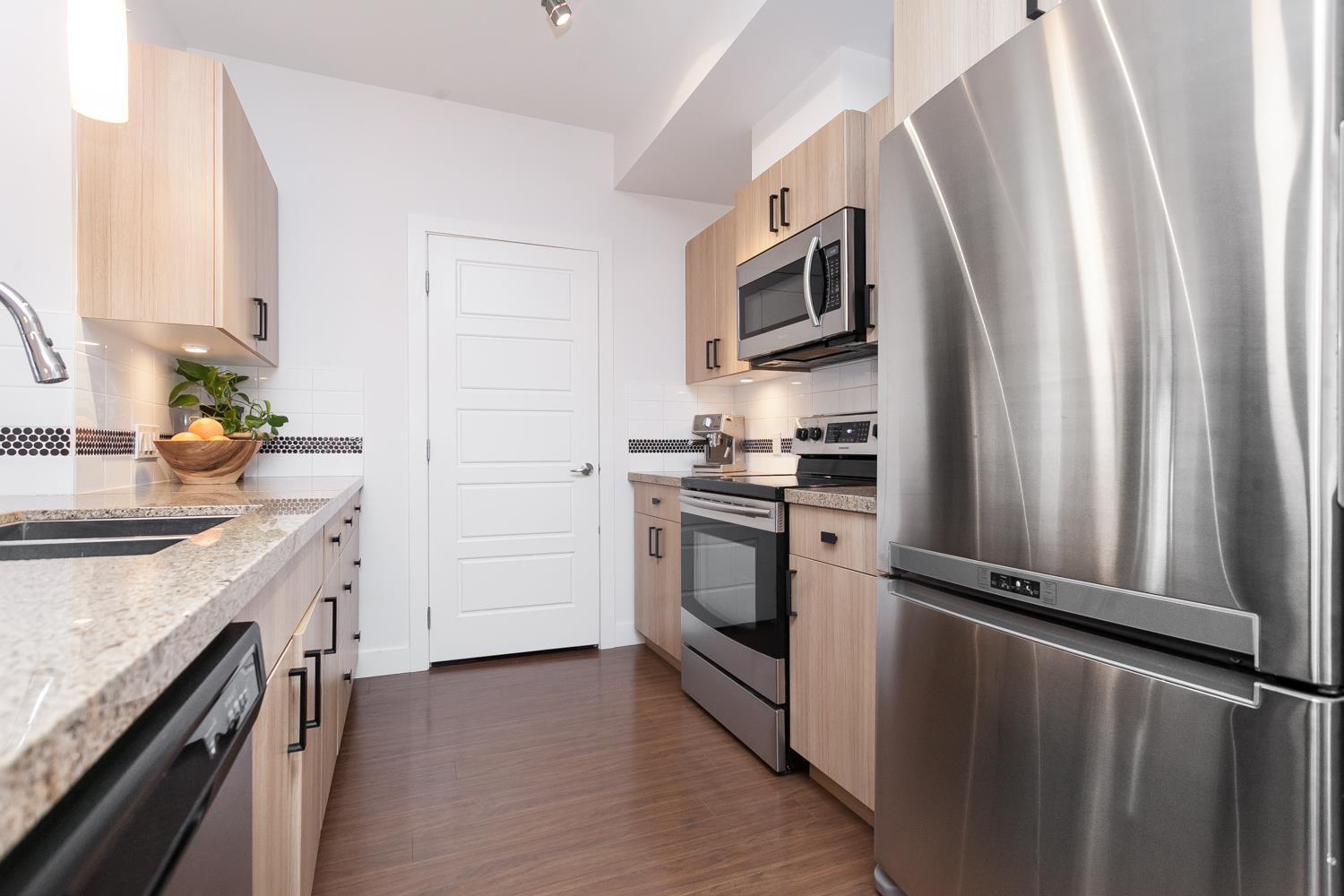 209 20219 54A AVENUE, Langley real estate listing R2872850