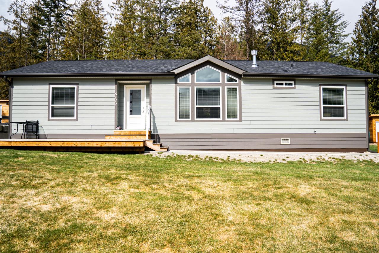 6142 HIGHWAY 3A, Nelson