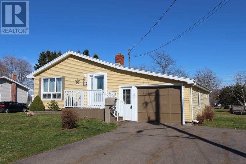 4 Bedroom Residential Home For Sale | 112 Macdonald Crescent | Summerside | C1N4A9