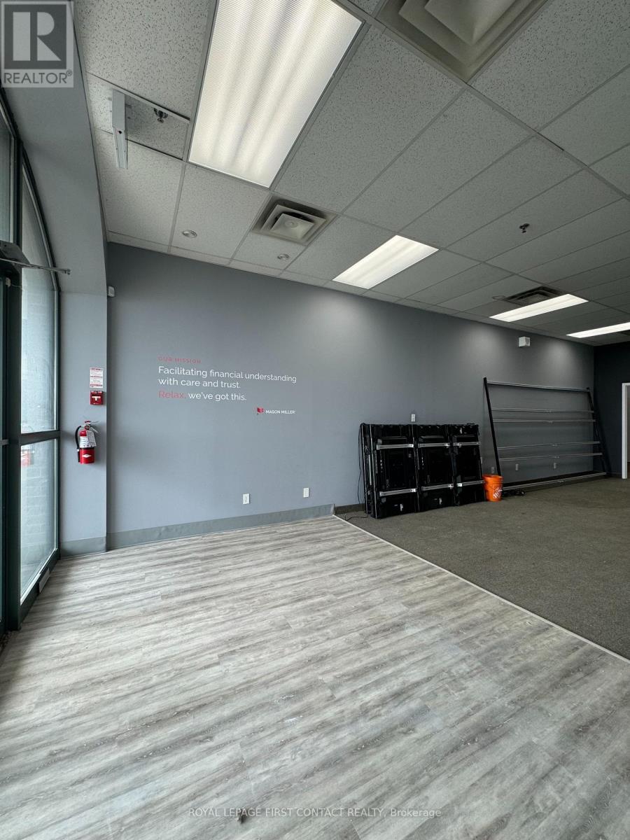 Photo 10 of 201 140 Dunlop Street E, Barrie ON