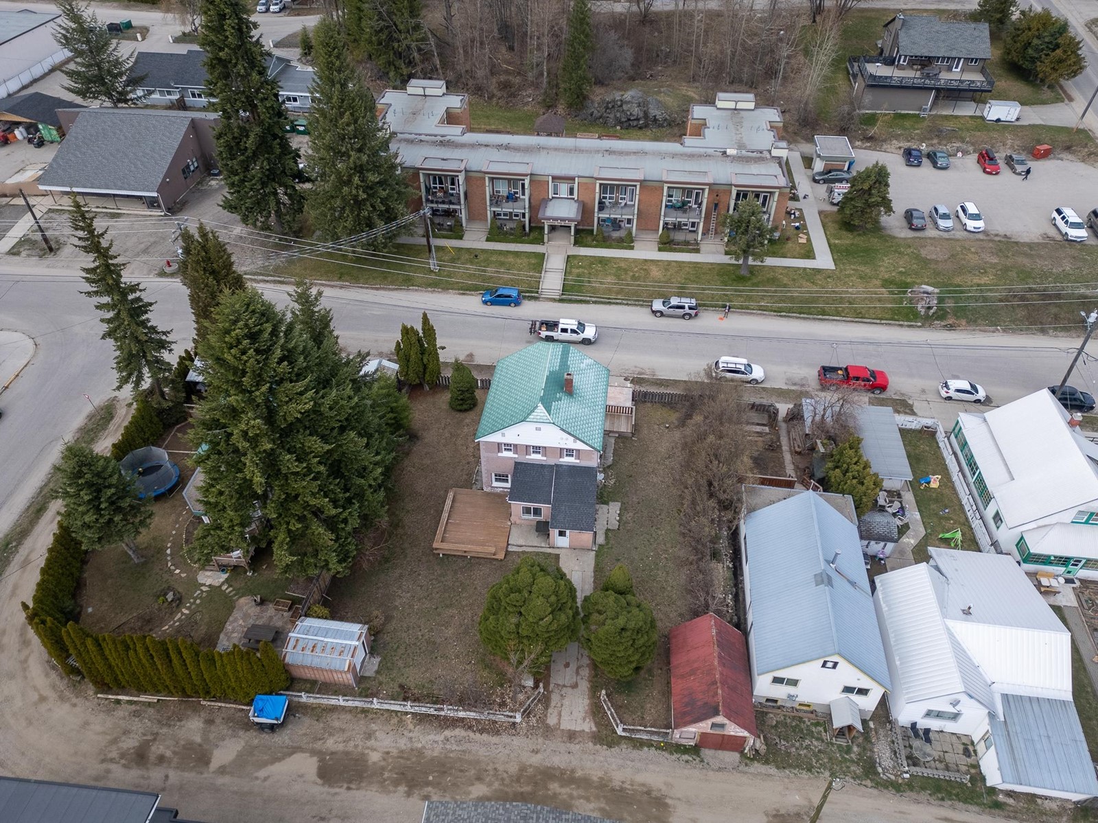 2133 SECOND AVENUE, Rossland