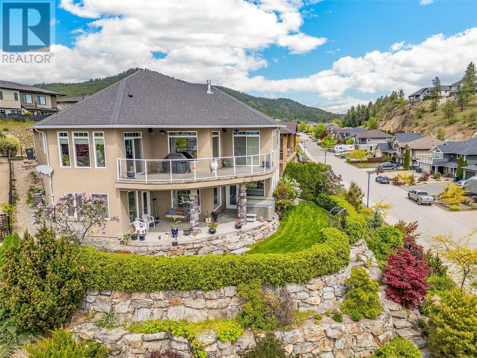  2726 Cliffshore Drive, Lake Country