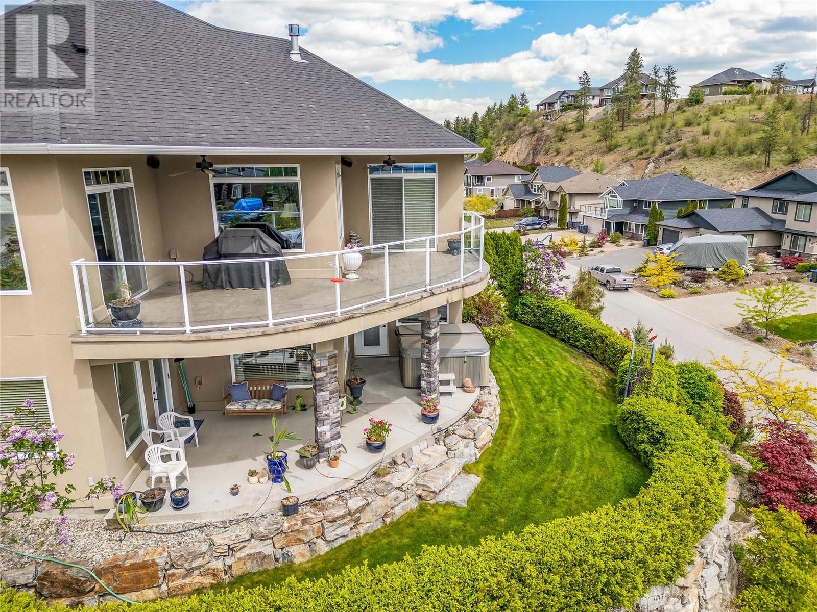  2726 Cliffshore Drive, Lake Country