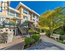 24 728 W 14TH STREET, North Vancouver
