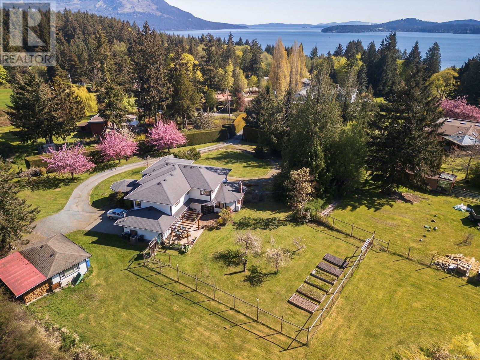 3240 Kilipi Rd, Mill Bay