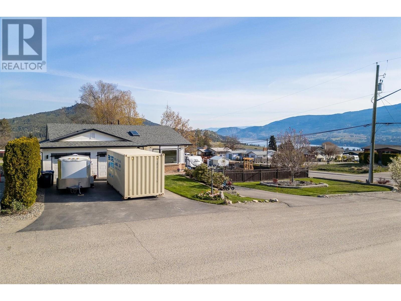  2186 Finlay Court, Lake Country