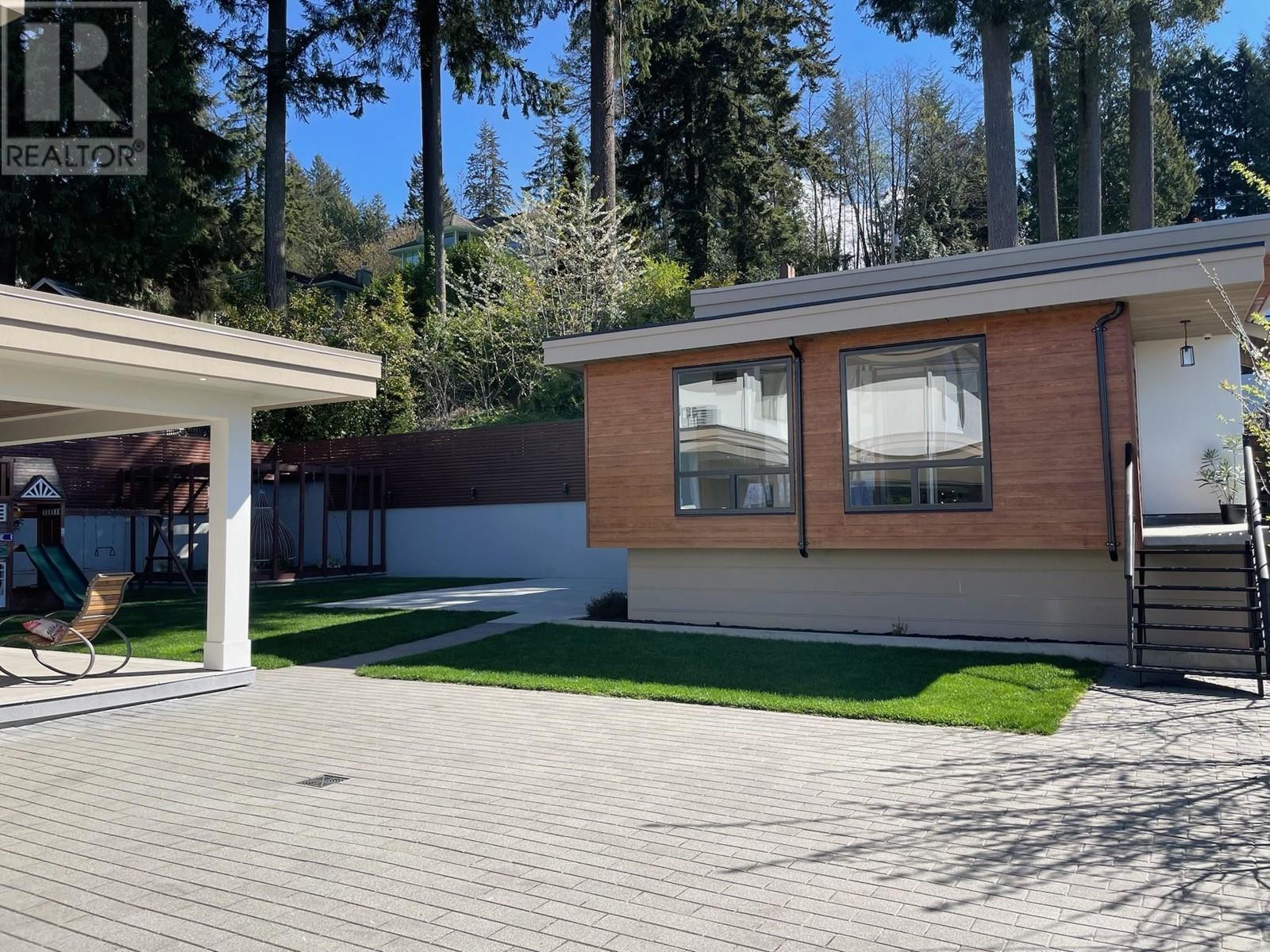 3980 NORWOOD AVENUE, North Vancouver