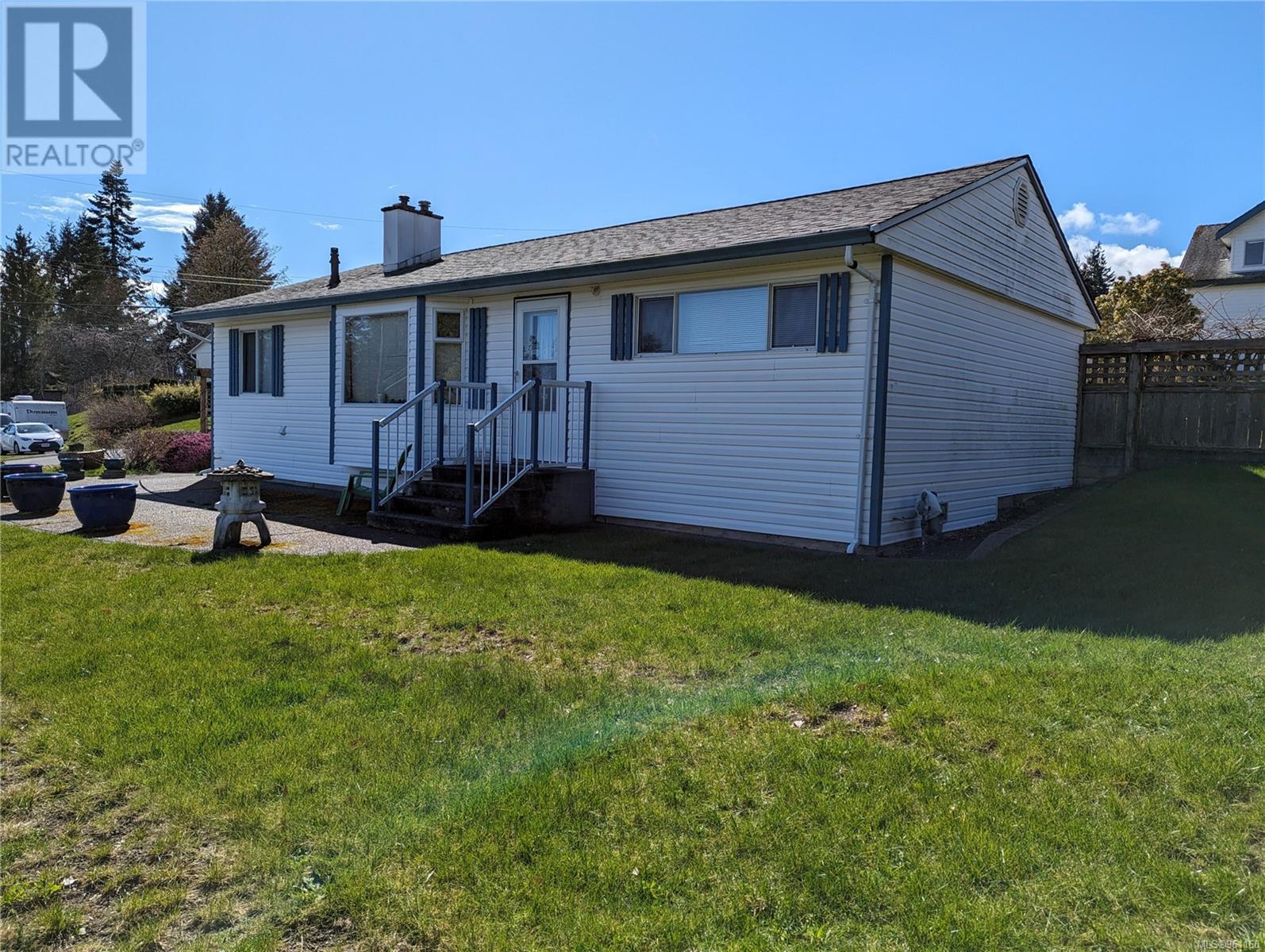 1905 Wood Rd, Campbell River