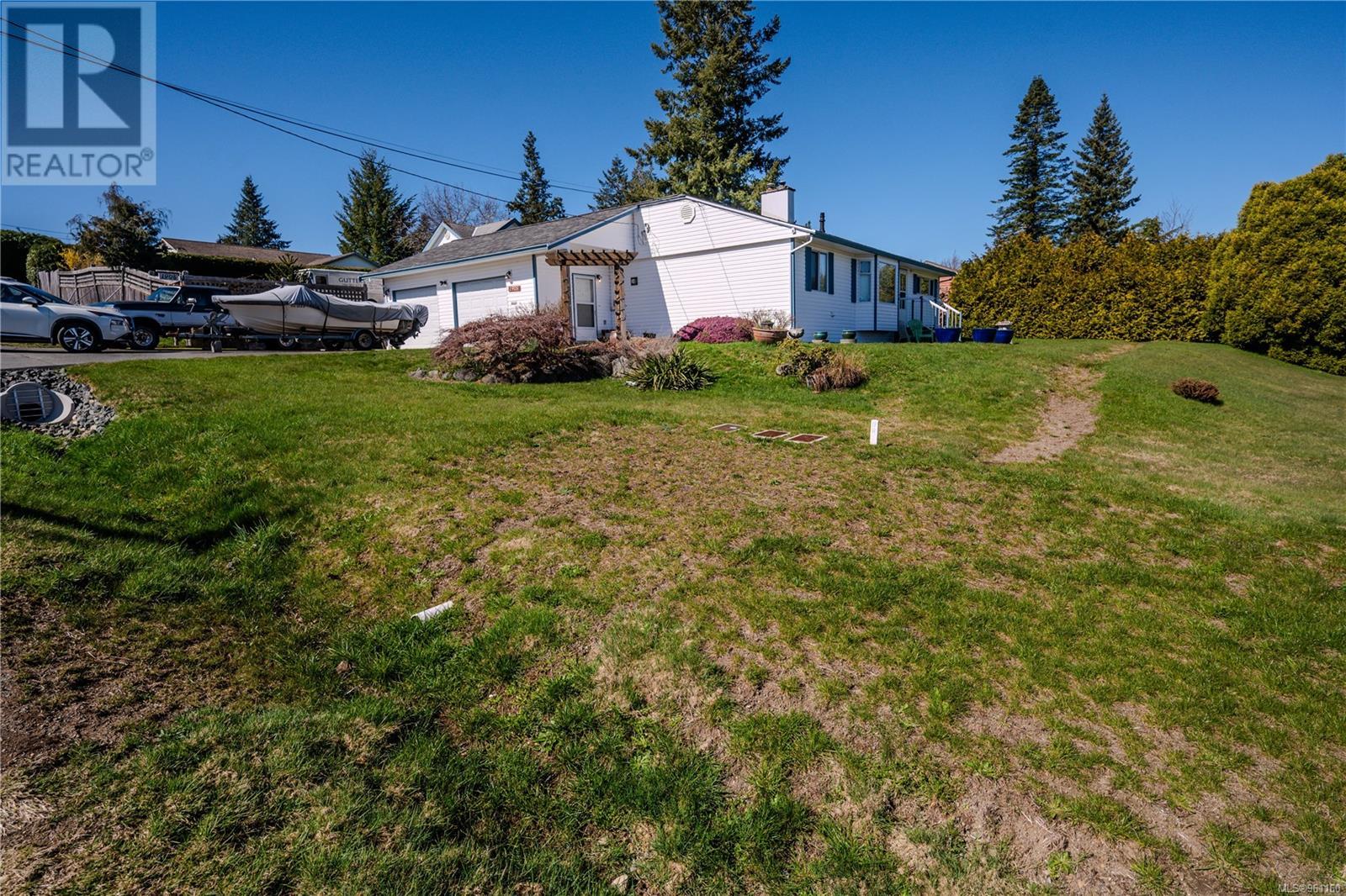 1905 Wood Rd, Campbell River