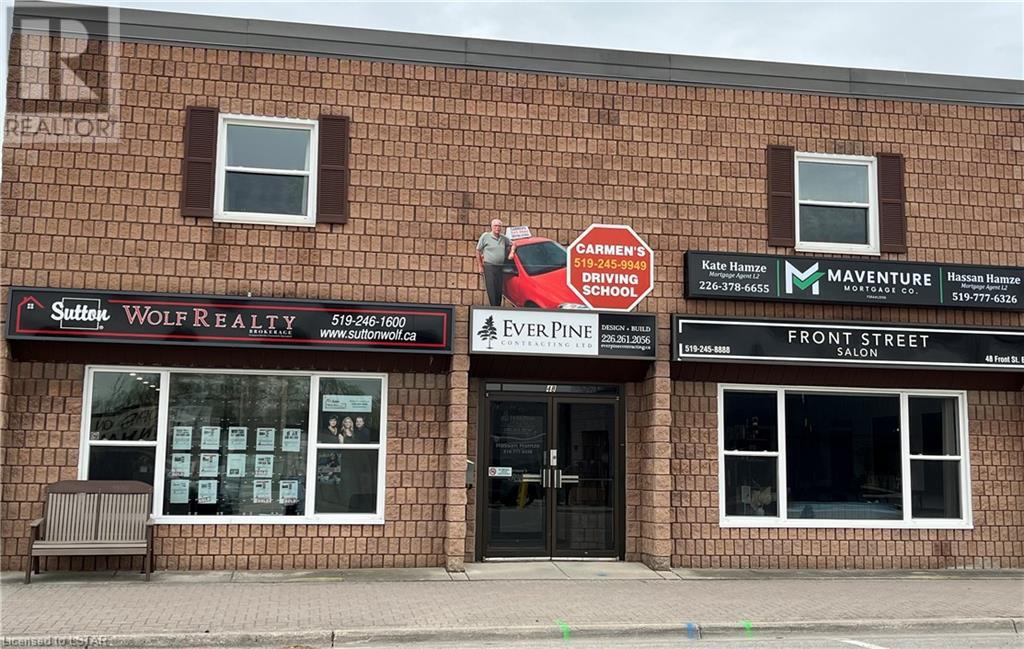 Commercial For Rent | 48 Front Street E | Strathroy | N7G1Y6