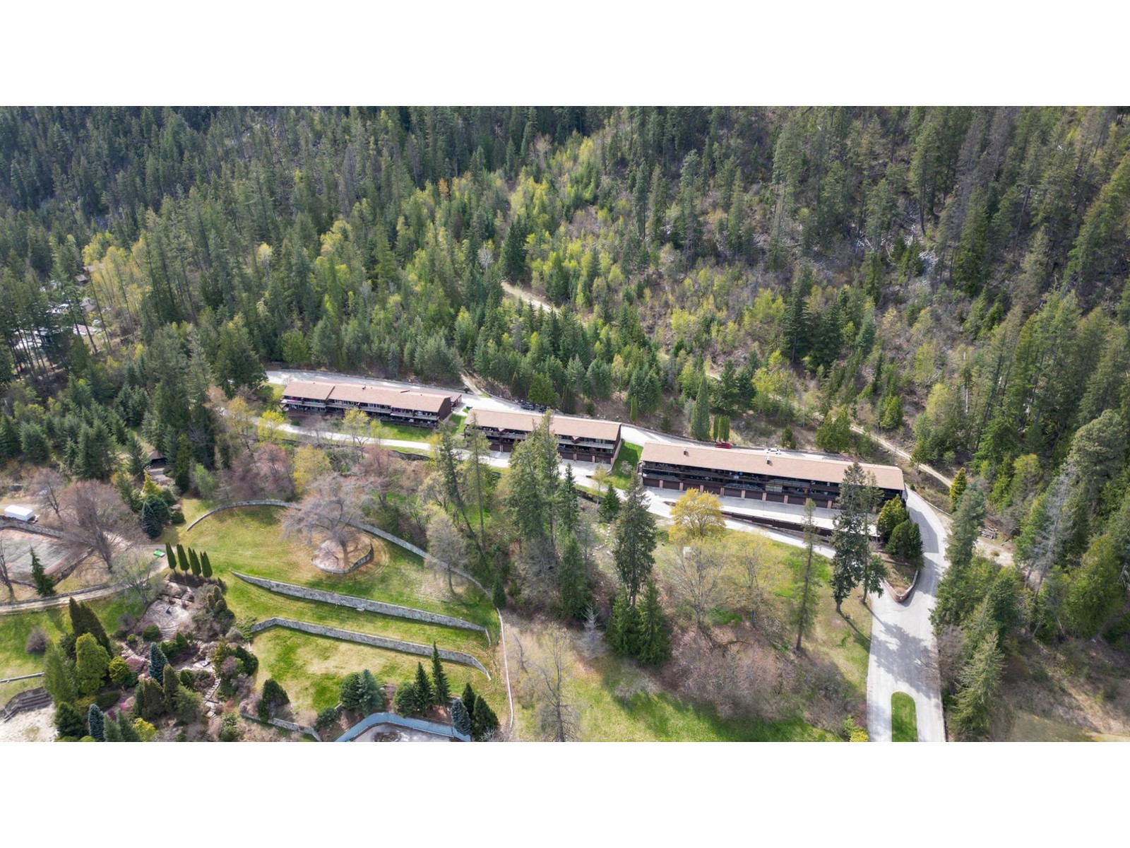 1 - 1691 HIGHWAY 3A, Nelson