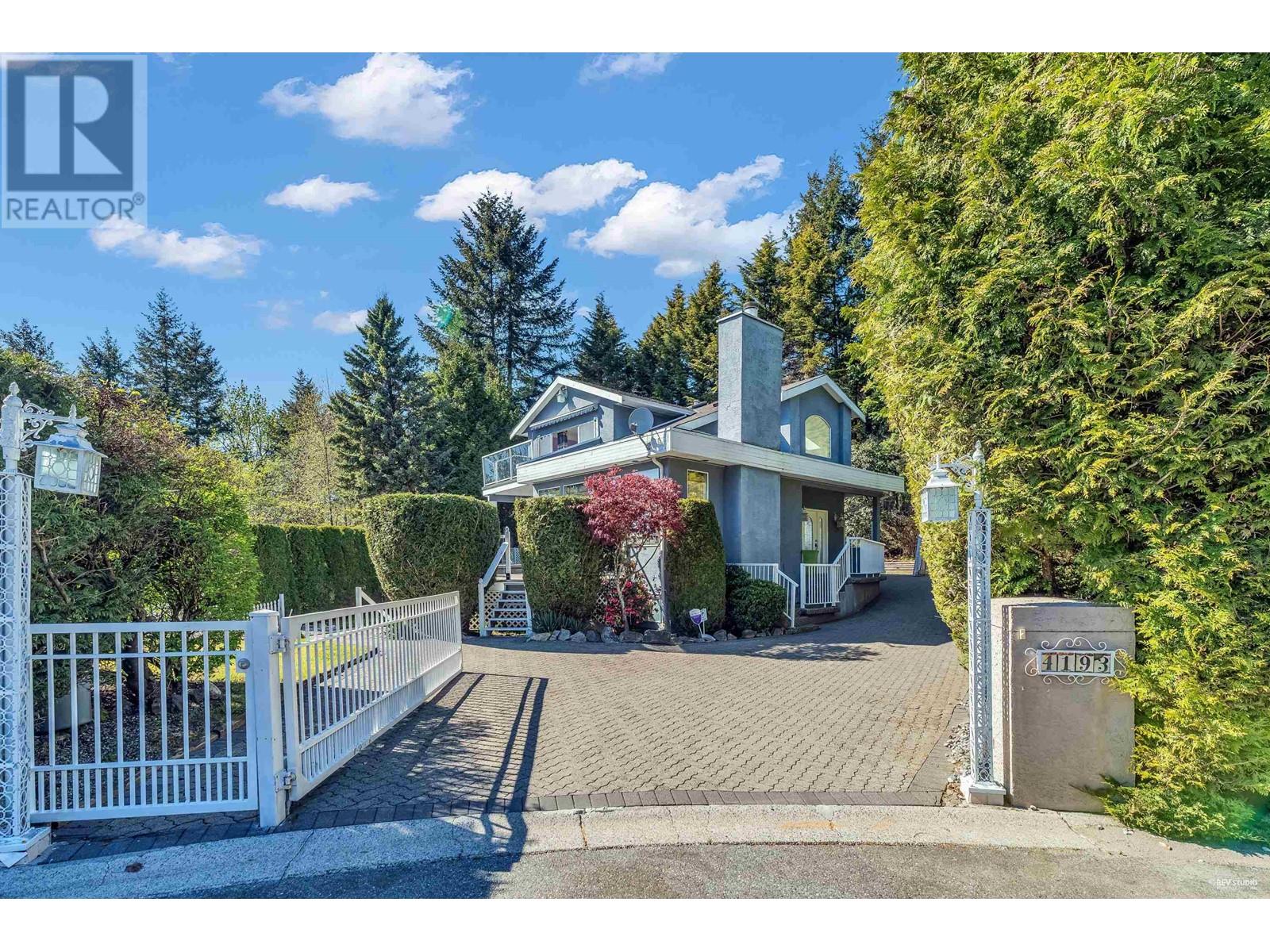 4193 Almondel Court, West Vancouver