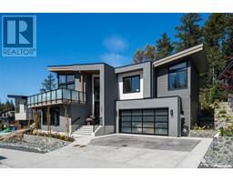 668 Medalist Ave, Colwood