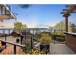 1699 Passage View Dr, Campbell River