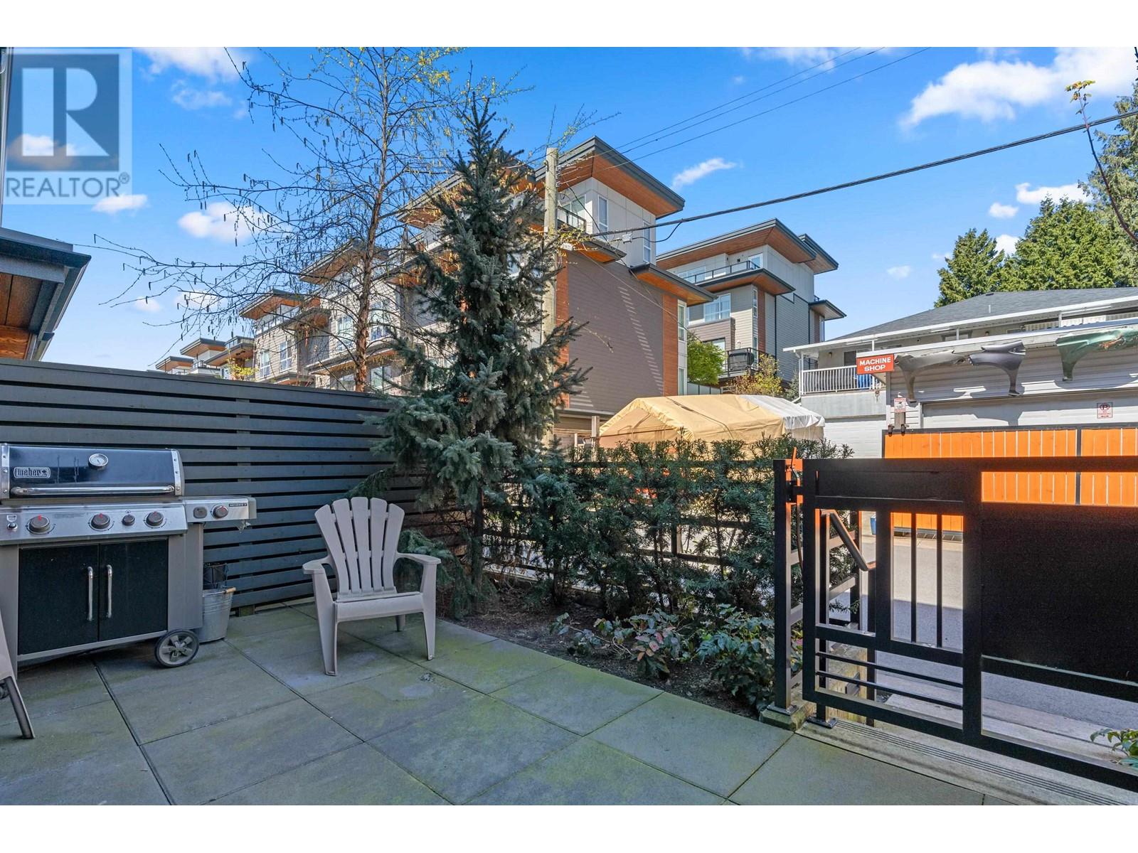 37 528 E 2ND STREET, North Vancouver