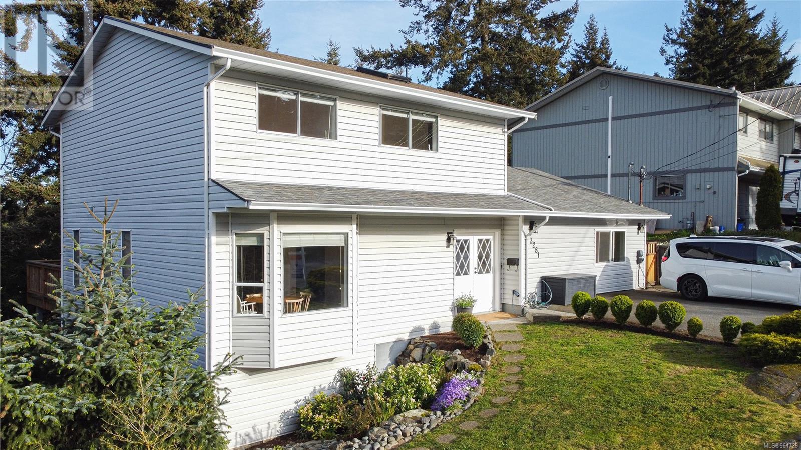 3281 Mary Anne Cres, Colwood