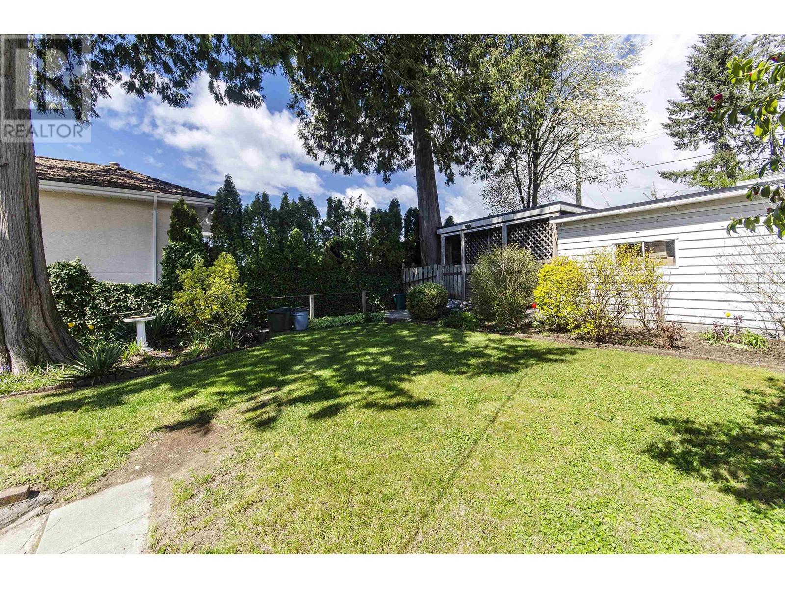 234 W 23RD STREET, North Vancouver
