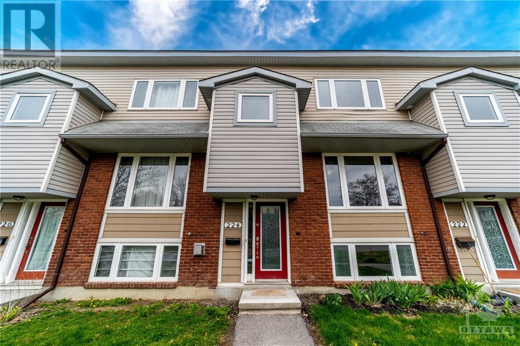 3 Bedroom Townhouse For Sale | 224 Monterey Drive | Ottawa | K2H7A8