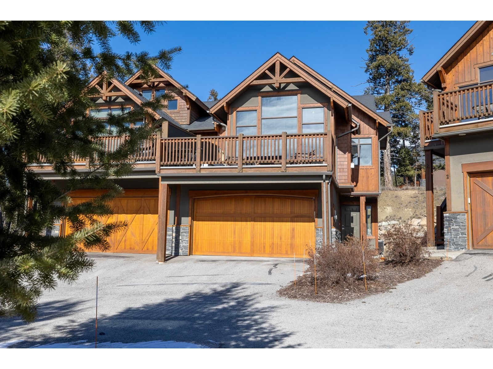 3 - 925 LAKEVIEW MEADOWS GLEN, Invermere