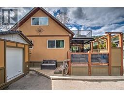 718 Swansea Point Road, Sicamous