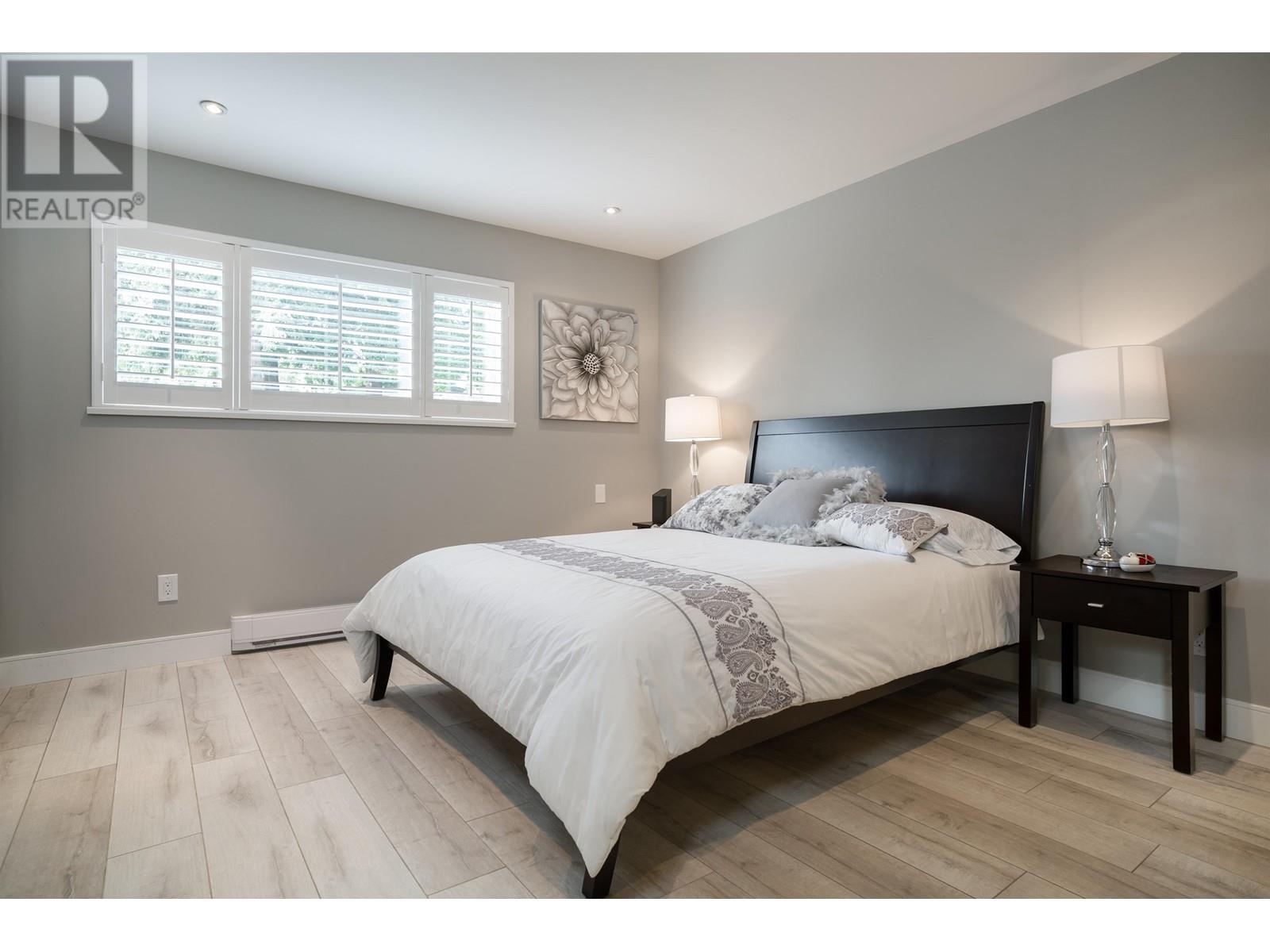 4001 ROSE CRESCENT, West Vancouver