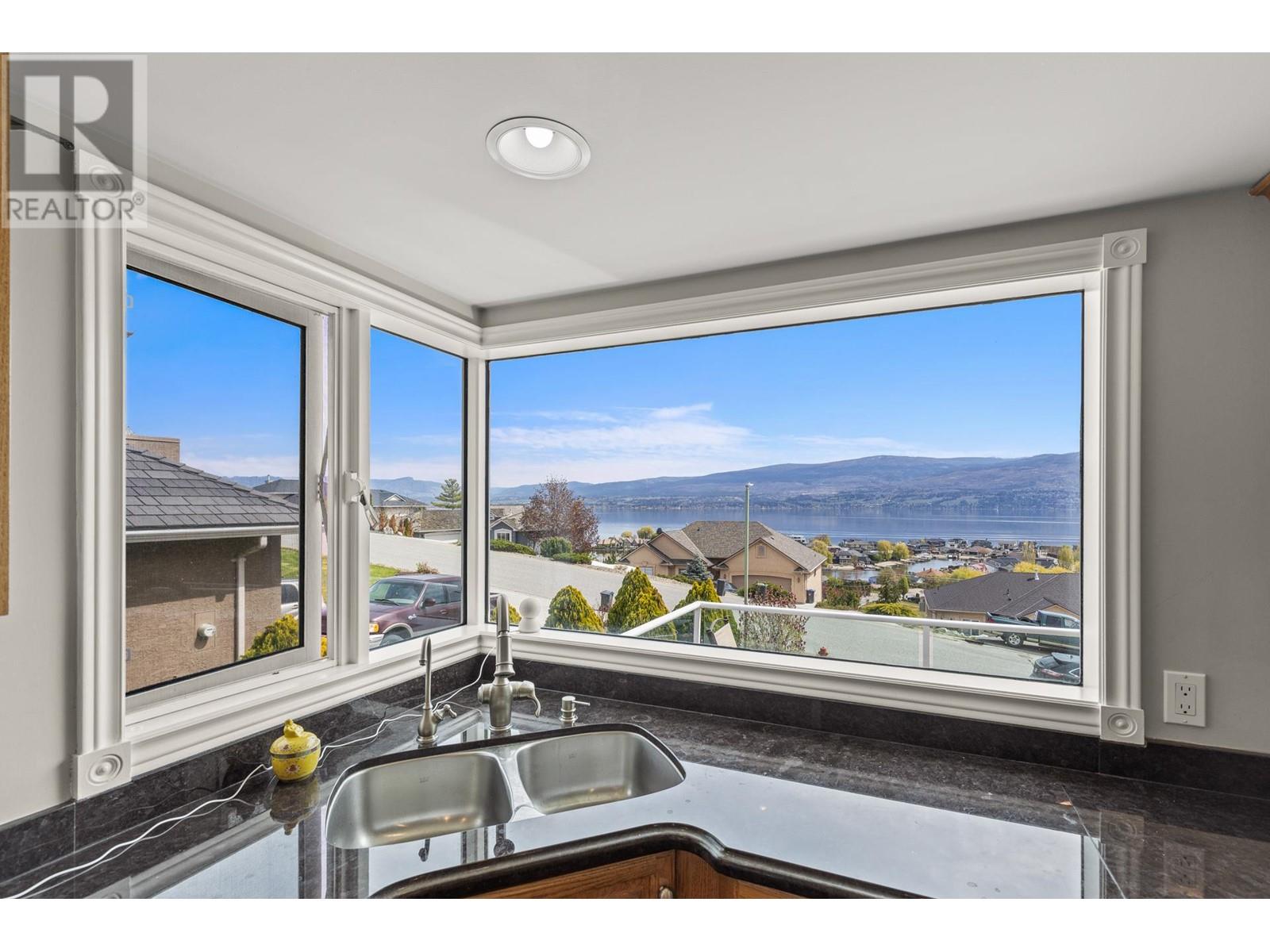  3514 Empire Place, West Kelowna