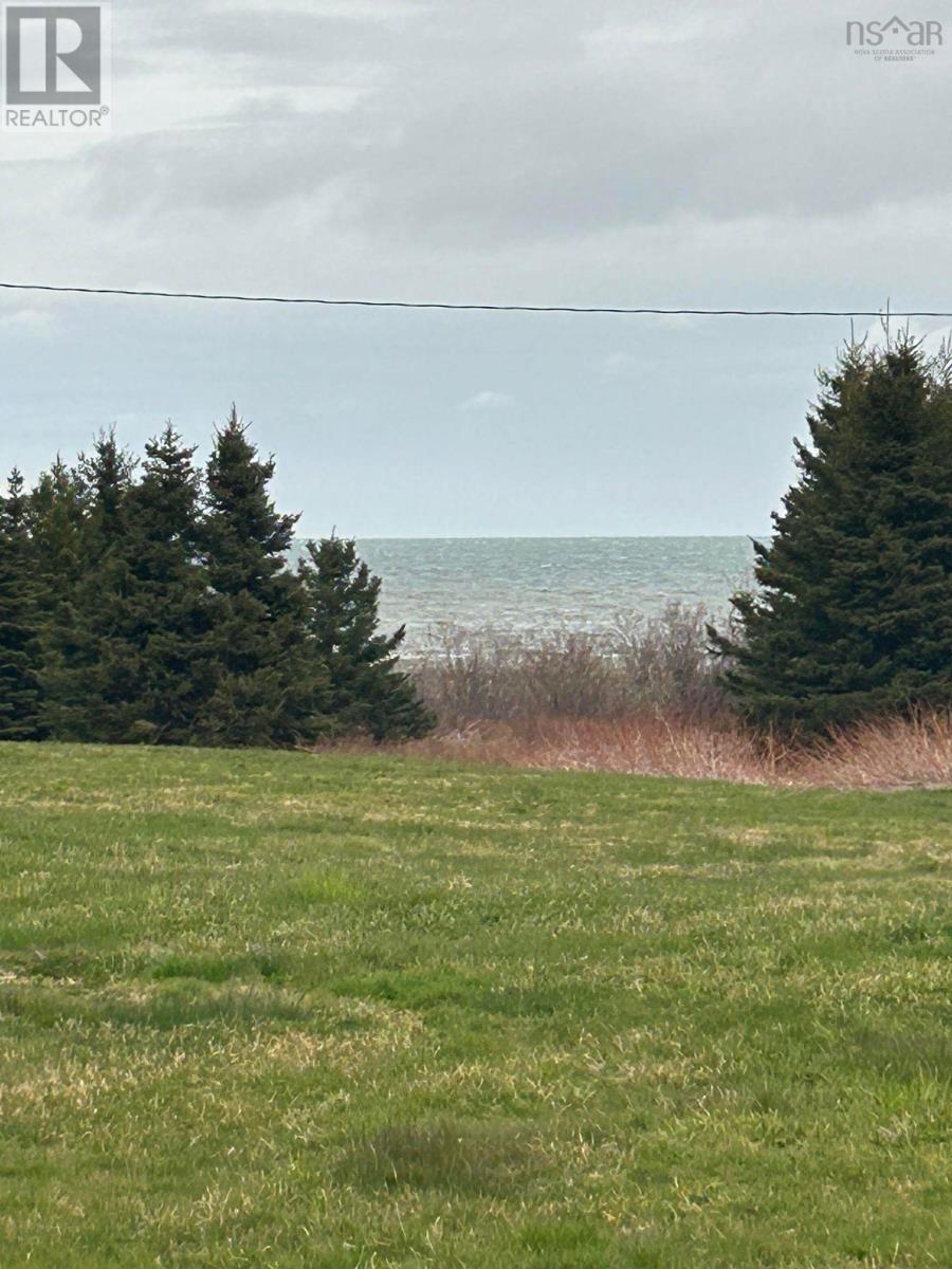 7867 Highway 366, Northport