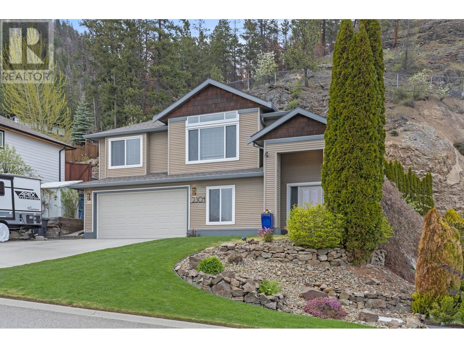  2304 Shannon Heights Place, West Kelowna