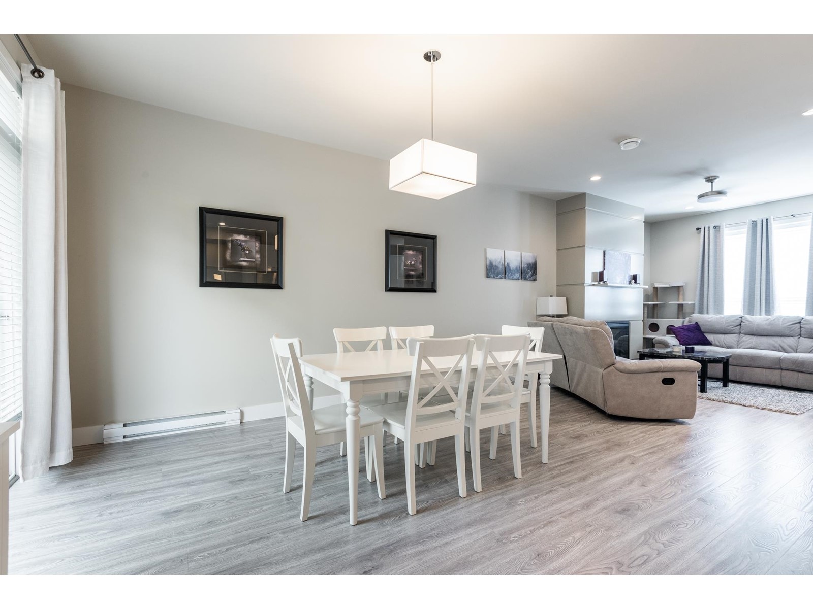 20 1968 NORTH PARALLEL ROAD, Abbotsford