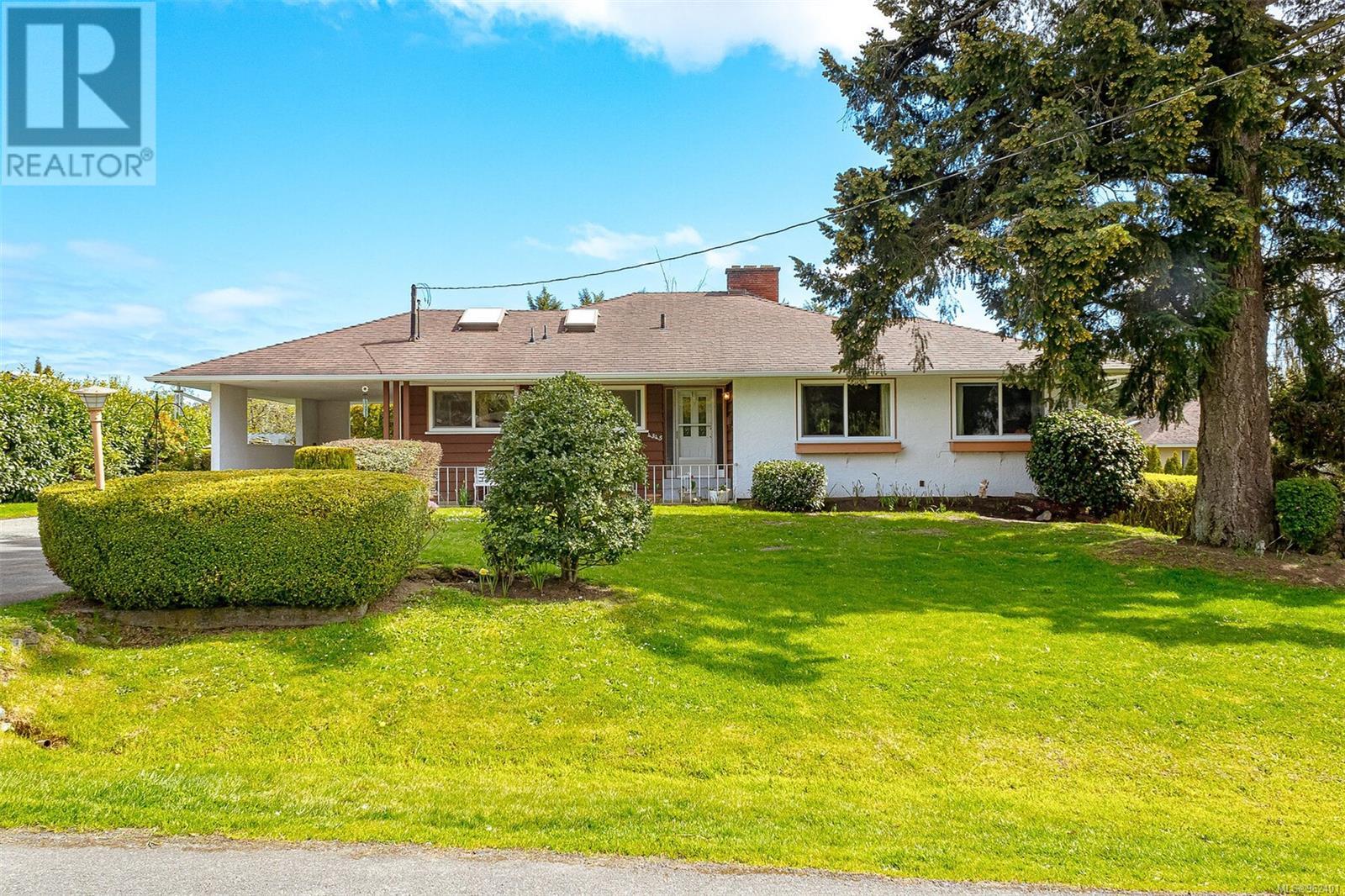  4345 Harder Road South, Saanich