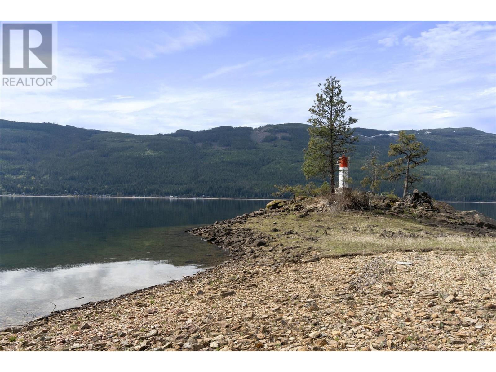  6432 Sunnybrae Canoe Point Road, Tappen