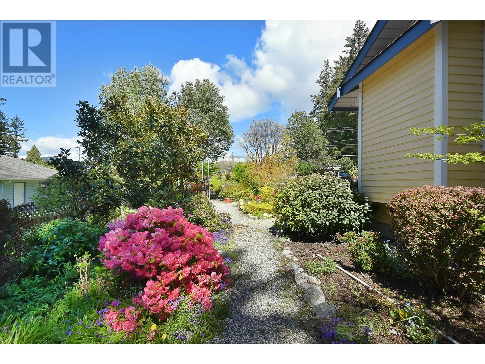 6383 NORWEST BAY ROAD, Sechelt