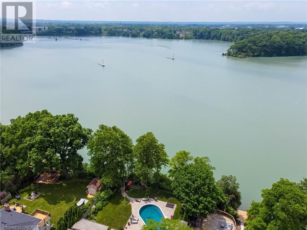 44 Royal Henley Boulevard, St. Catharines