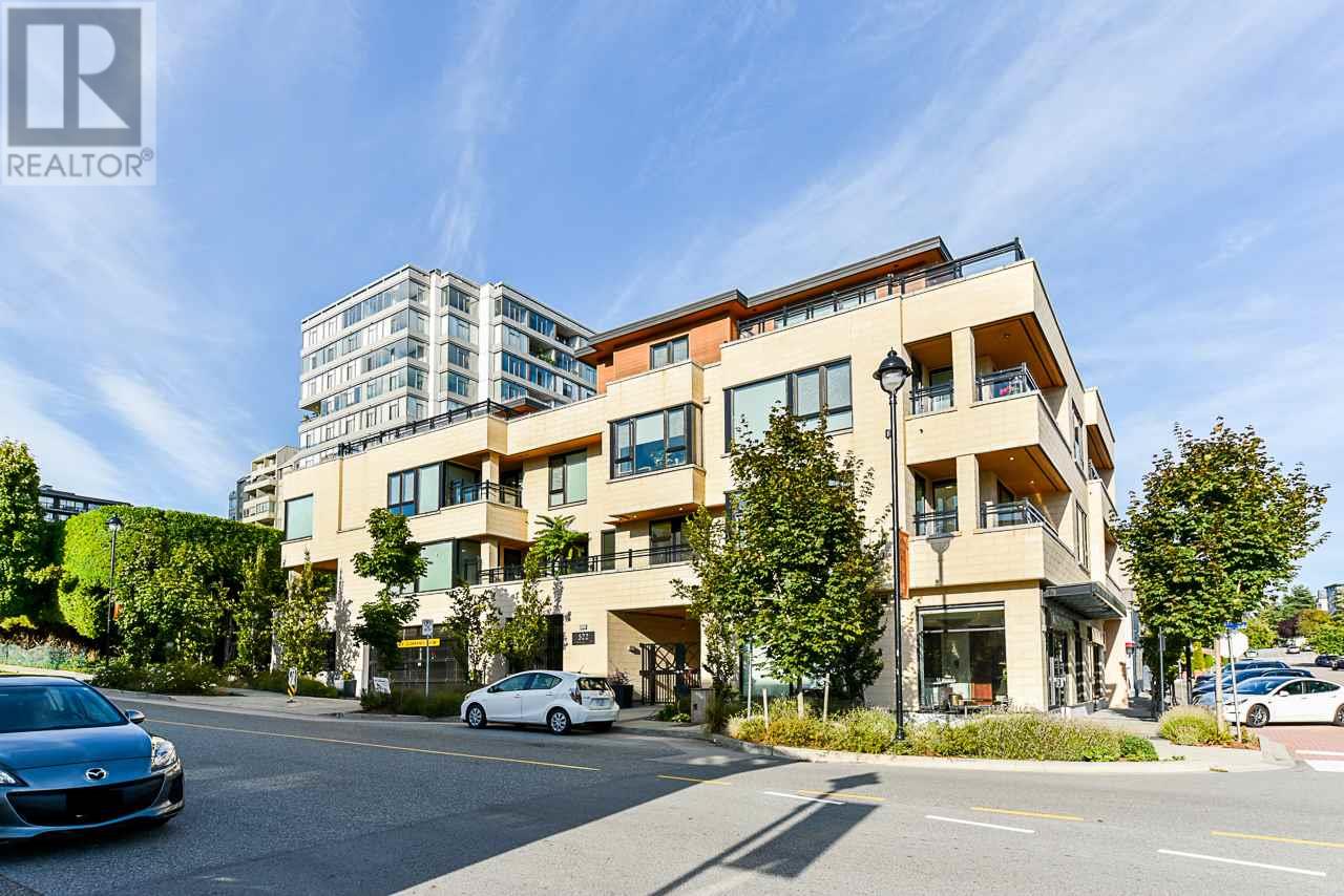 203 522 15TH STREET, West Vancouver
