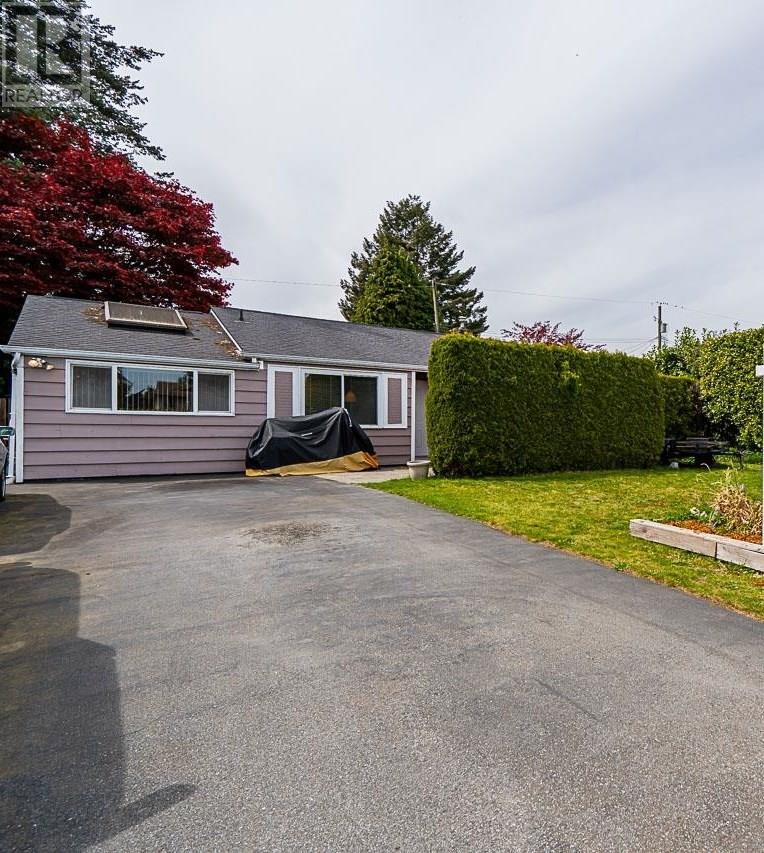 3 Bedroom Residential Home For Sale | 1181 Silverwood Crescent | North Vancouver | V7P1J2