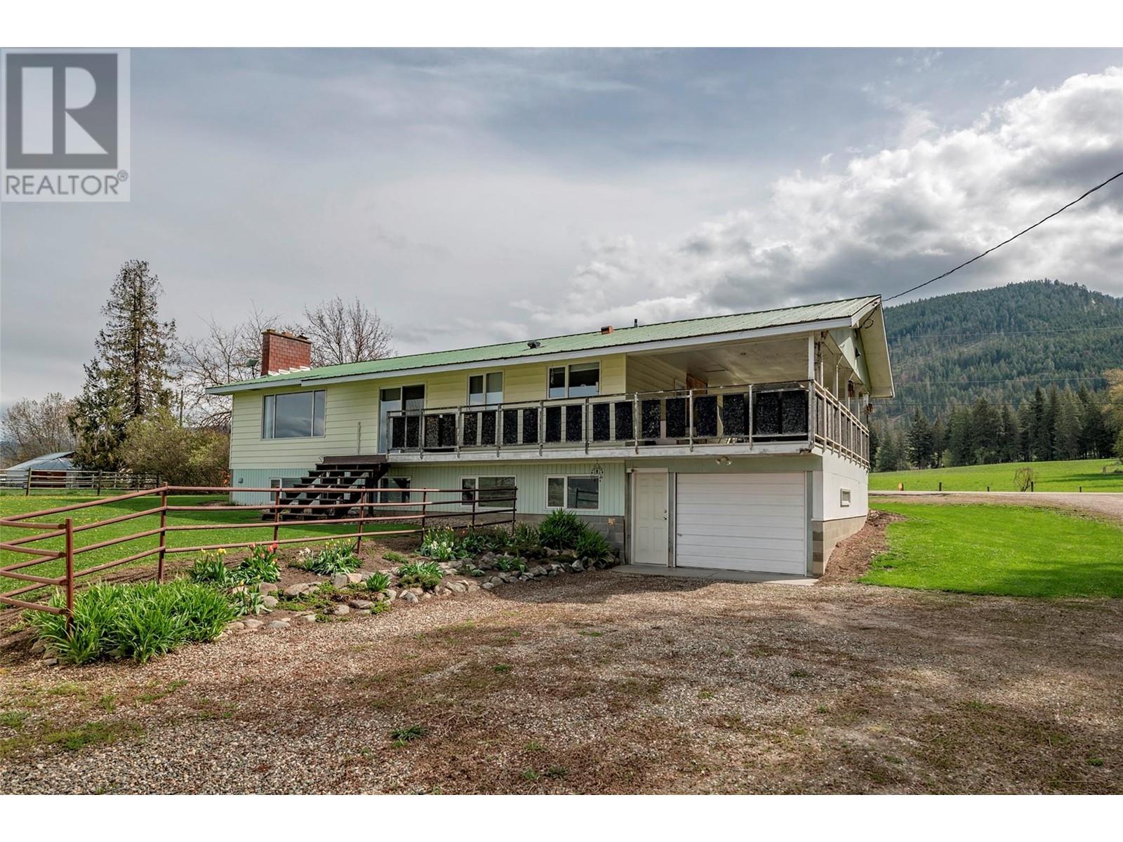  1121 Mountain View Road, Armstrong