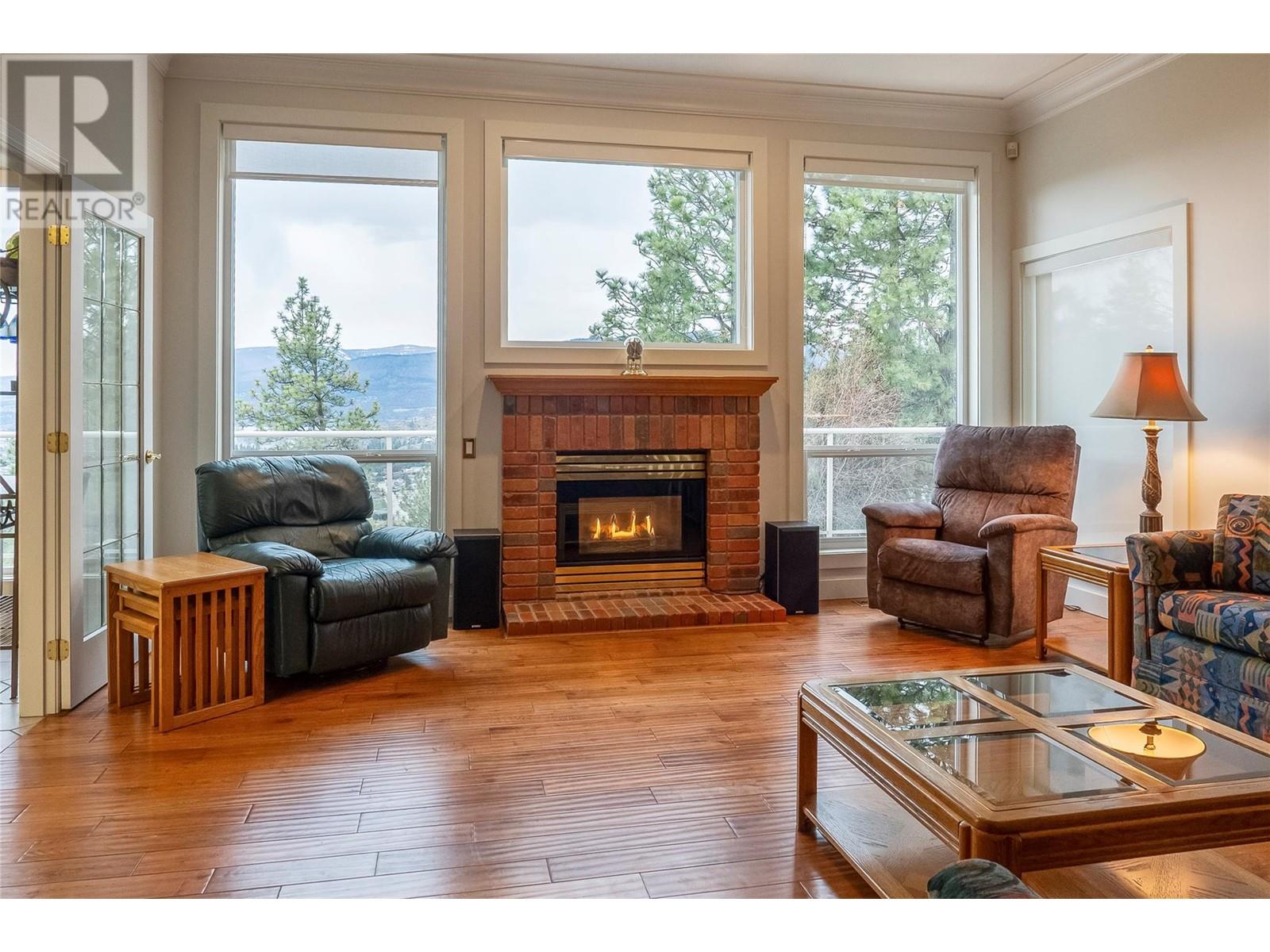  2136 Lillooet Crescent, Kelowna