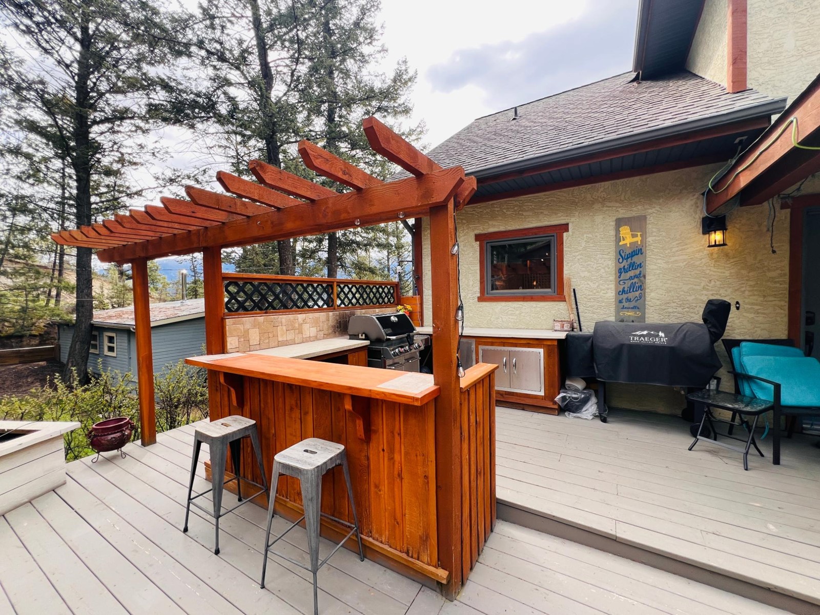 788 LAKEVIEW ROAD, Invermere