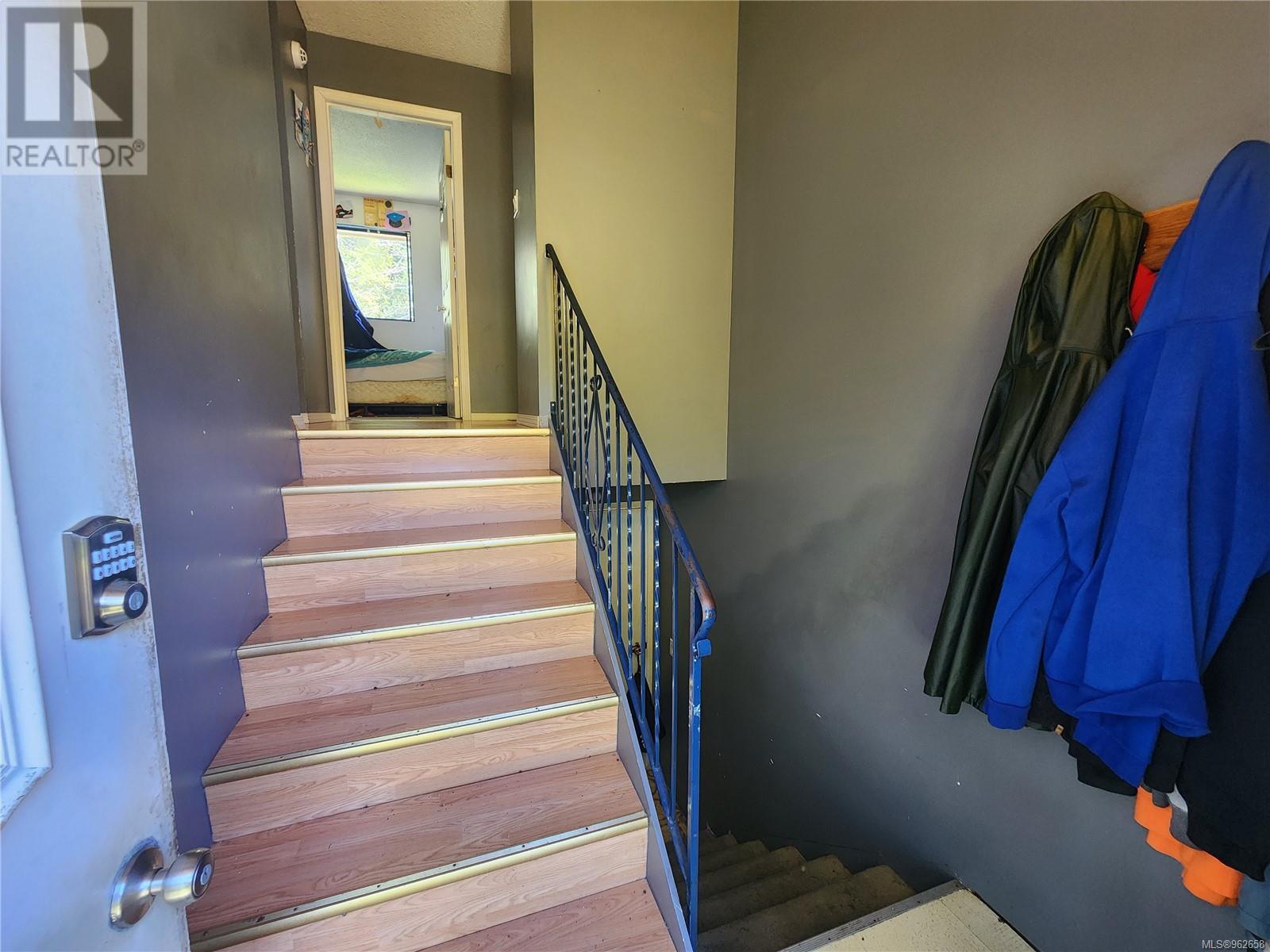 Photo 16 of 7785 Numas Pl, Port Hardy BC
